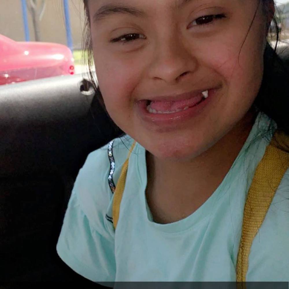 Meet your Posher, Esmer